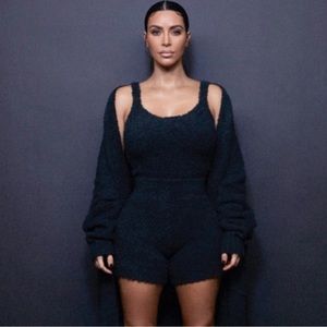 SKIMS fuzzy PJ set in cream color Size XXS